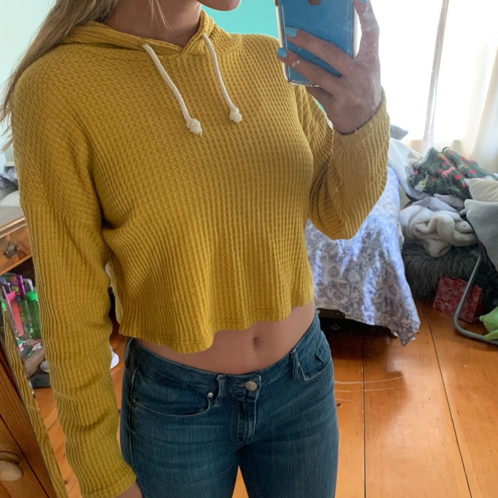 Cropped hoodie